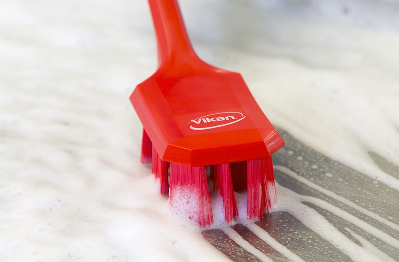 Vikan red handbrush