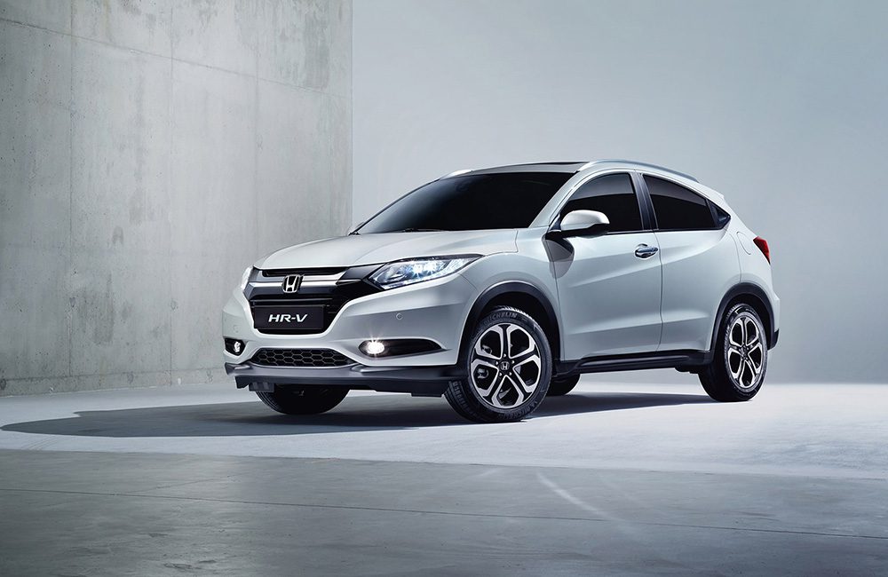 White Honda HR-V