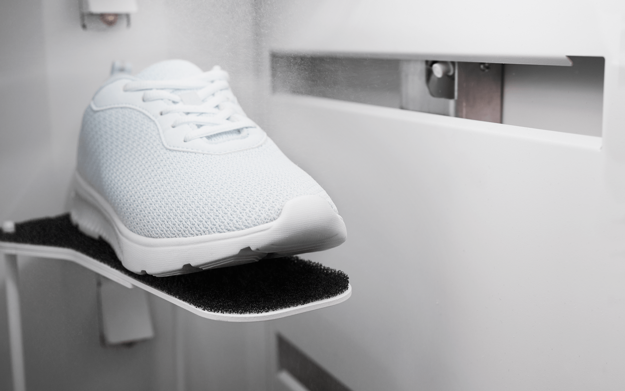 Imbox Flagship-inside-min